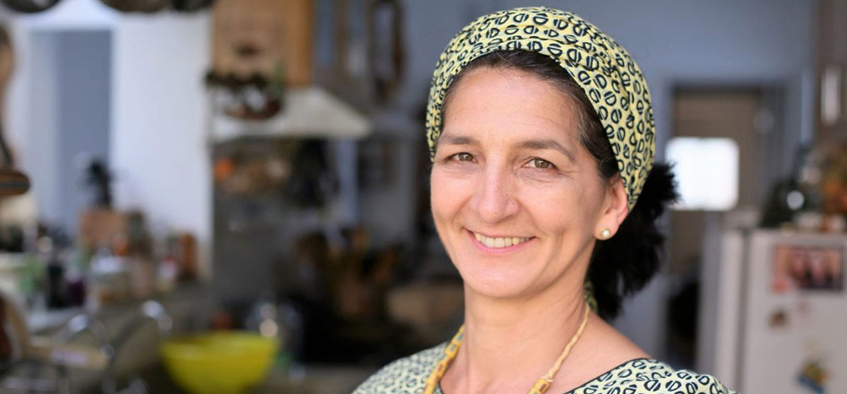 Neide Rigo, embaixadora do banco de sementes da Associação Verde Esperança, com Samir Selman Jr.