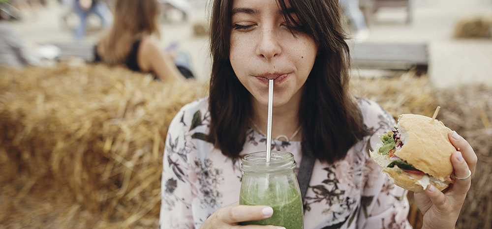 Banner do Festival Gastronômico de Piracaia/SP, projeto cultural e turístico promovido pela Associação Verde Esperança, com chamada para valorização da culinária tradicional, cultura e sustentabilidade.